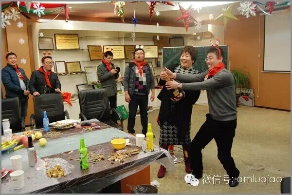 上海東蒙路橋機(jī)械有限公司-員工活動(dòng)---快樂(lè)，是一種向上的力量