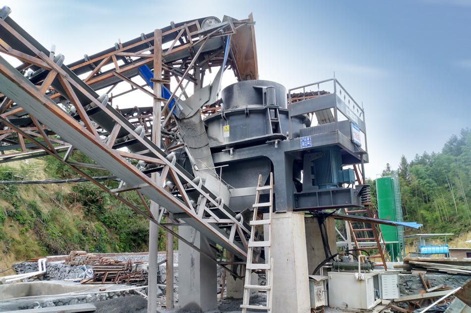 福建三明時產150-200噸石英石制砂生產線成套設備