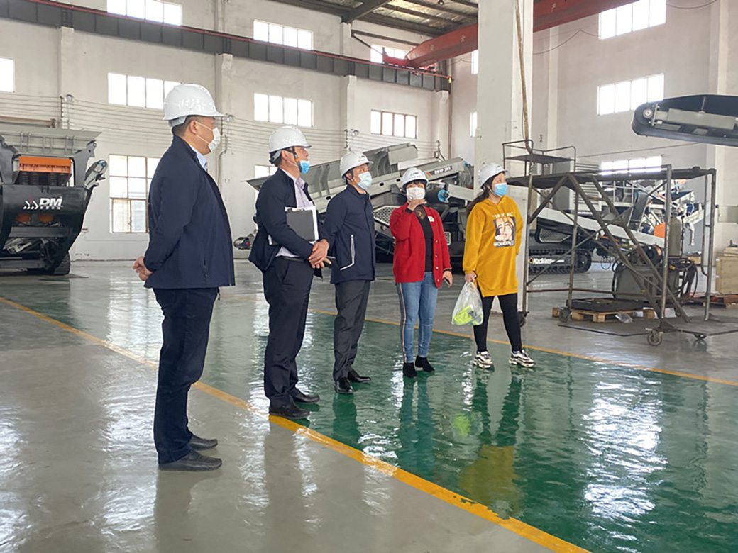 【春風(fēng)送暖，戰(zhàn)“疫”有情】奉賢區(qū)奉城鎮(zhèn)領(lǐng)導(dǎo)蒞臨東蒙，慰問公司疫情防控一線職工