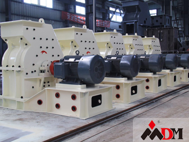 耐磨、耐用碎石成型破碎機(jī)：重錘式破碎機(jī)